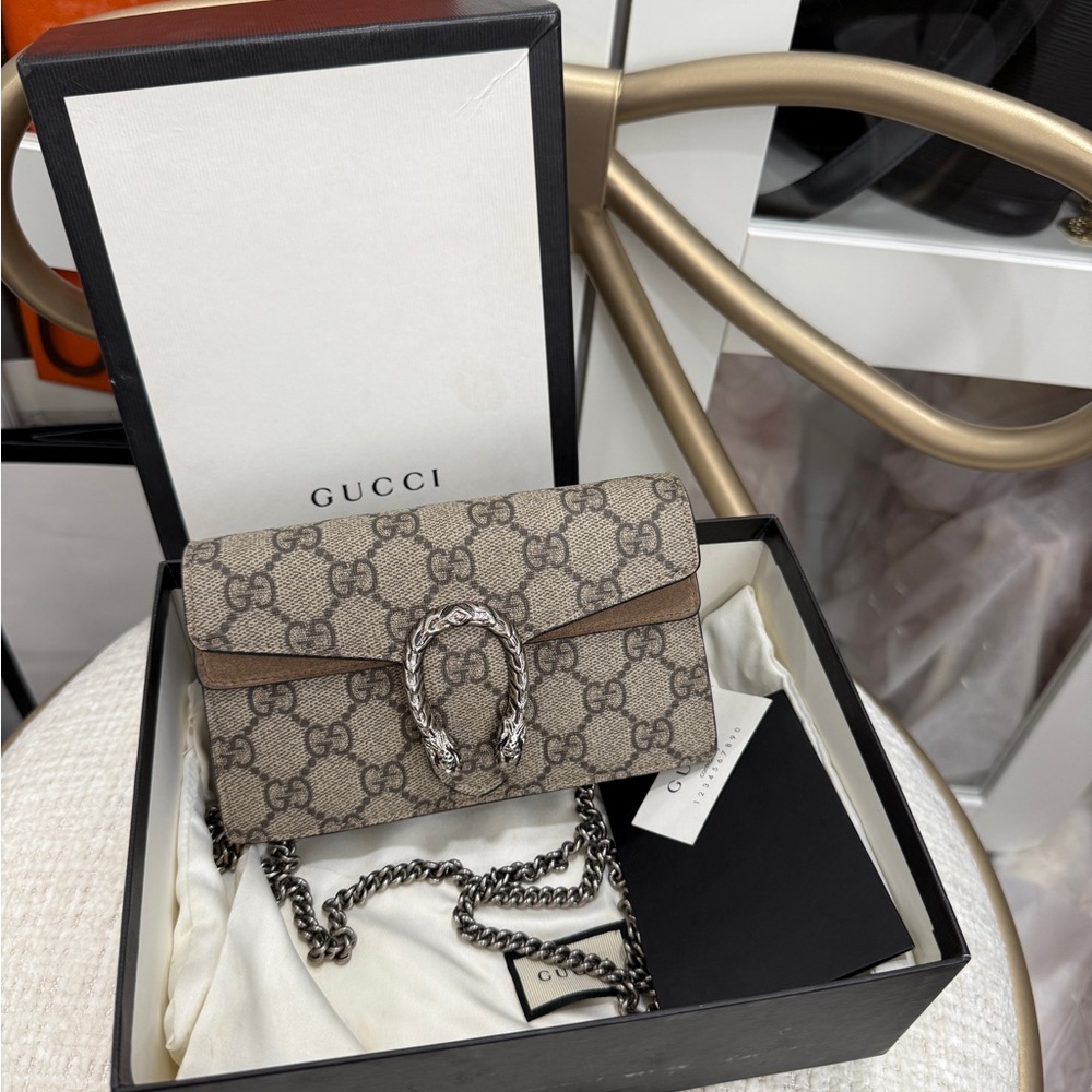 ✨ AUTHENTIC - Gucci Dionysus Mini Bag ✨